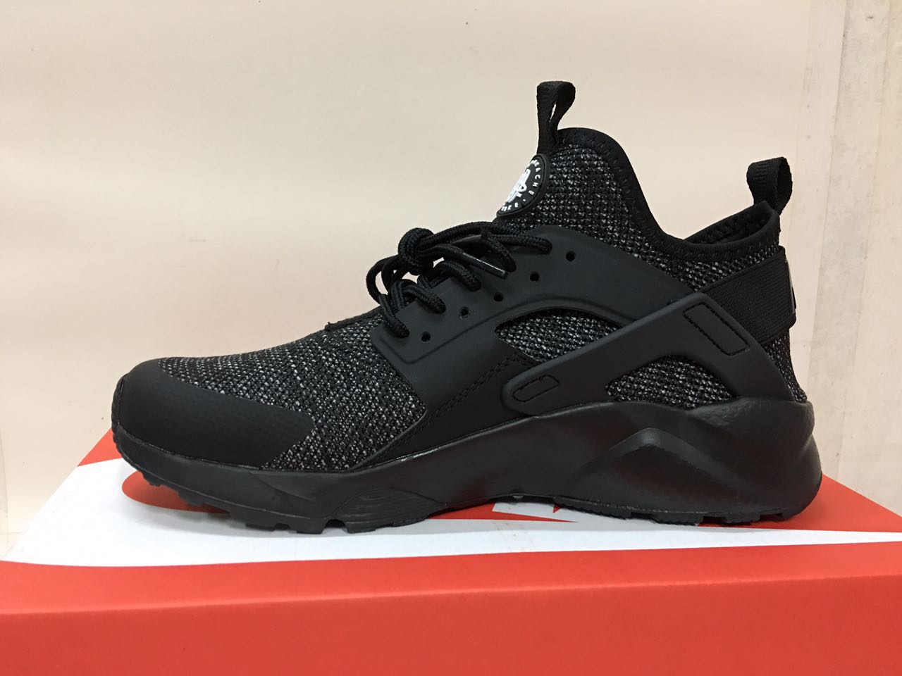 Nike Air Huarache 6 Flyknit Carbon Black Shoes - Click Image to Close